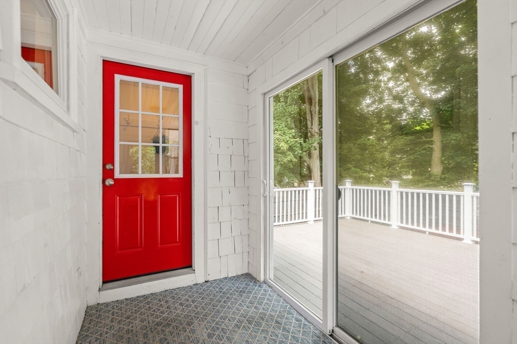 17 Andrews St