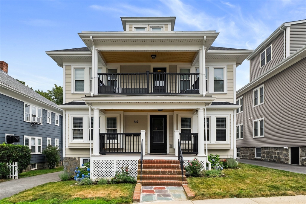 44 Boutwell St # 1