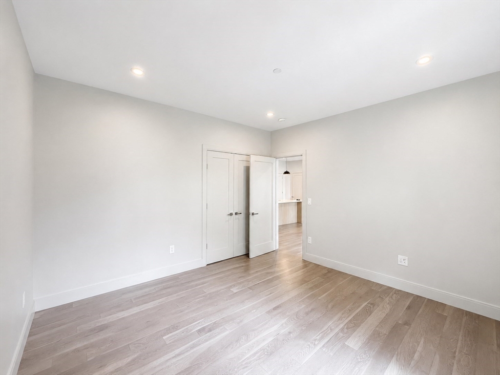 85 Myrtle St # 107