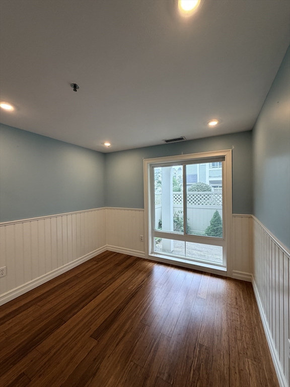 200 Falls Blvd # H103