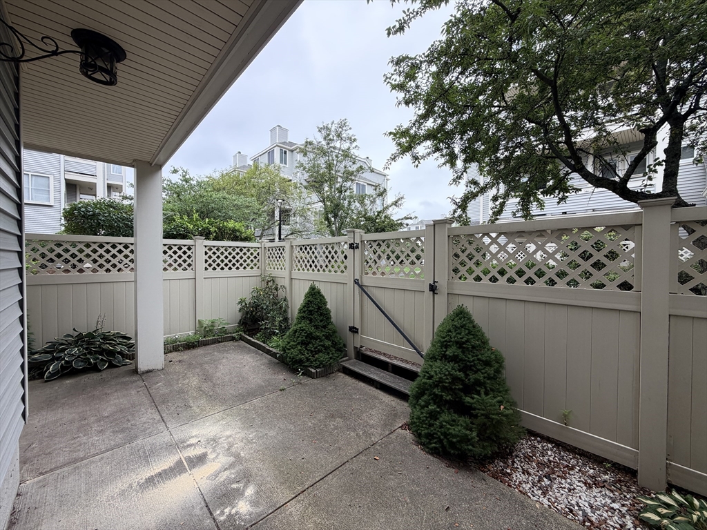 200 Falls Blvd # H103
