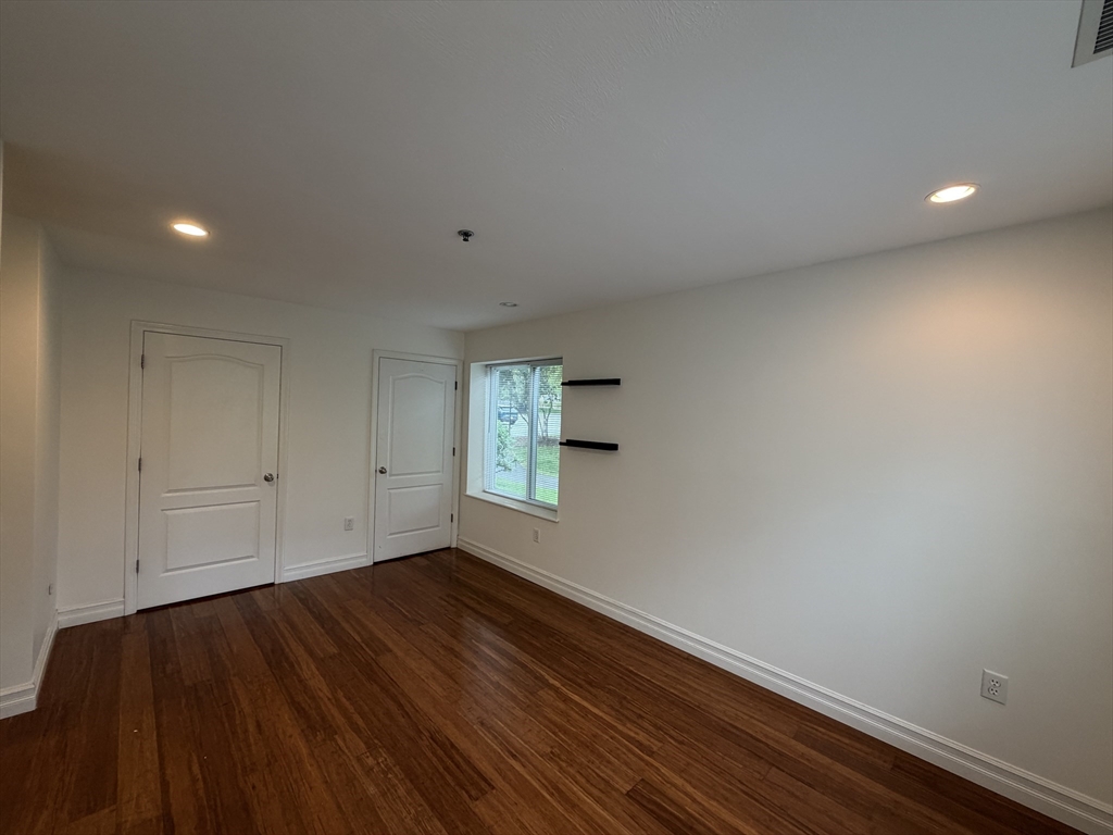 200 Falls Blvd # H103