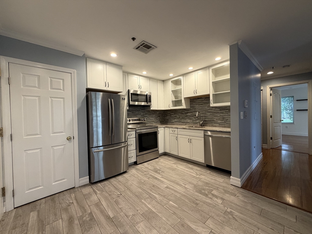 200 Falls Blvd # H103