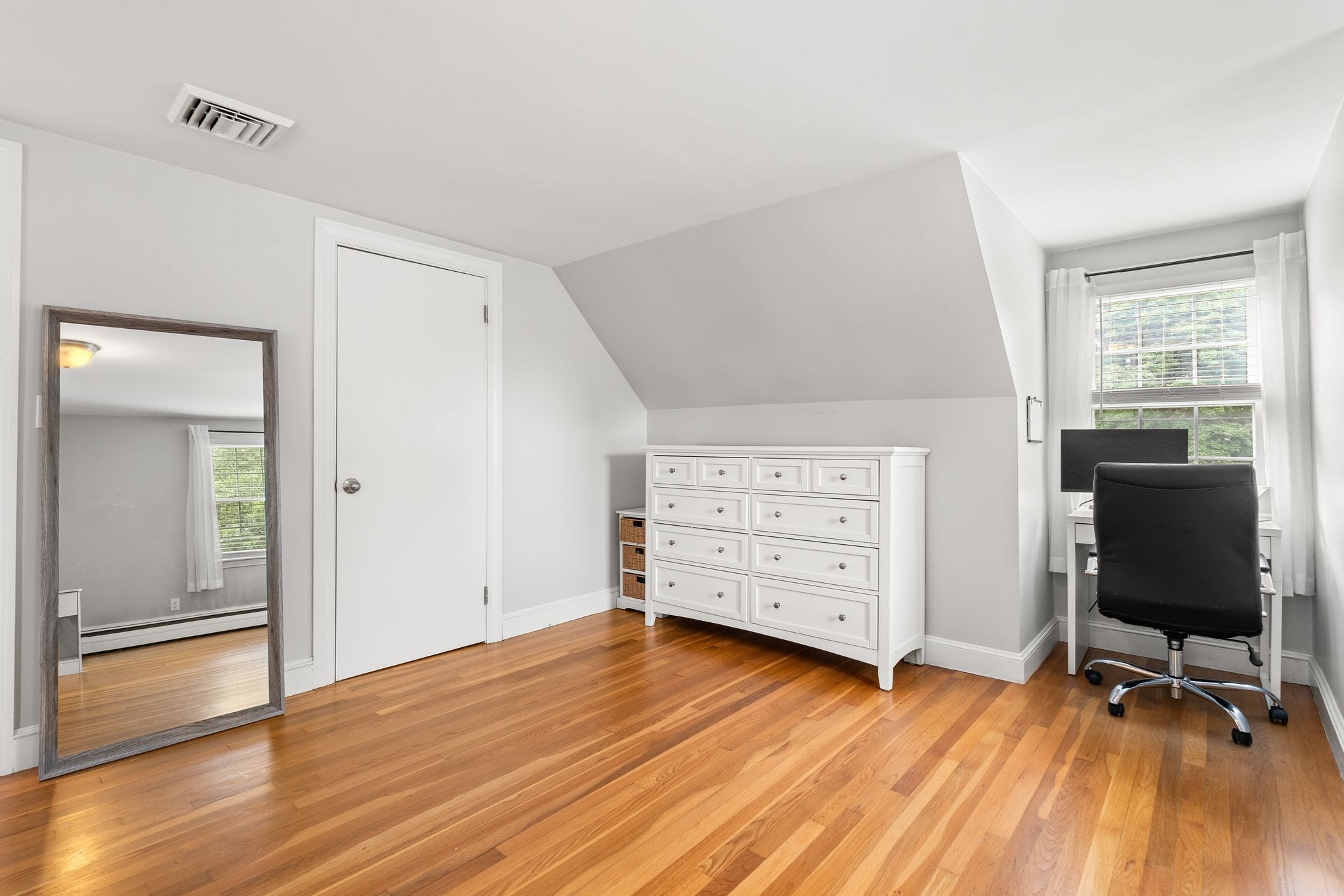 27 Mount Pleasant Ave