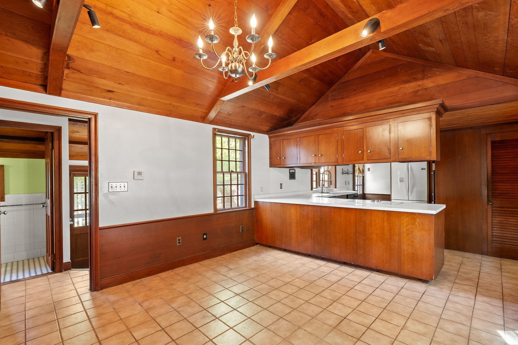 13 Whitcomb Ave