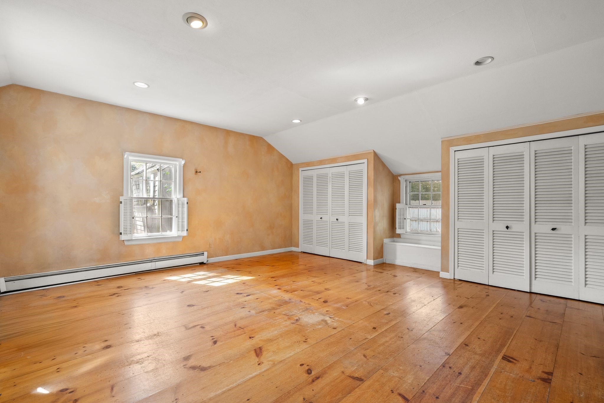 13 Whitcomb Ave