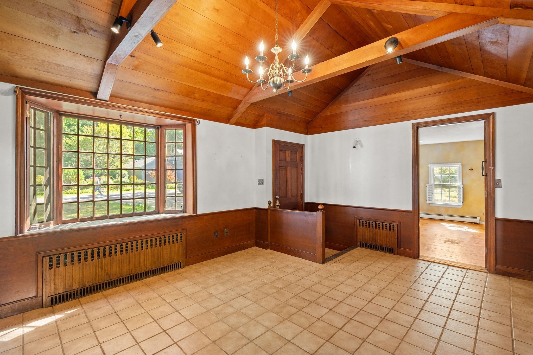 13 Whitcomb Ave