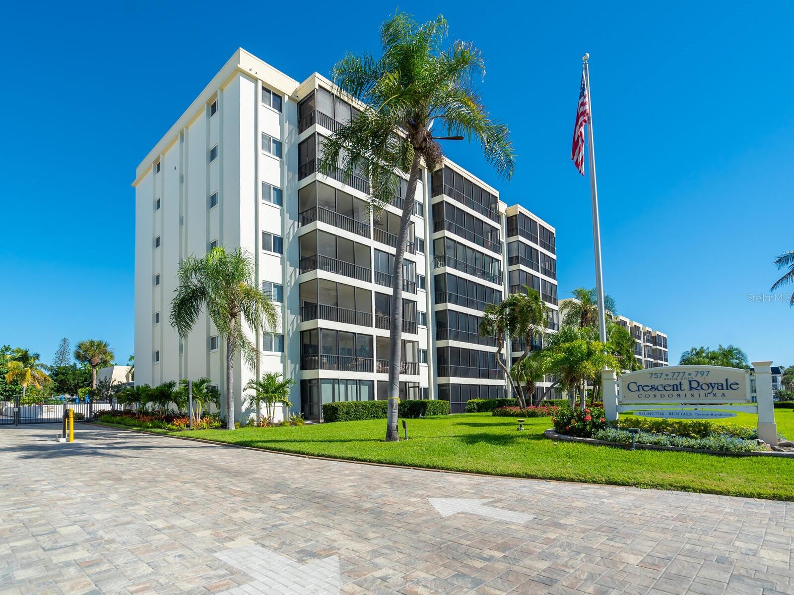 797 BEACH RD #401