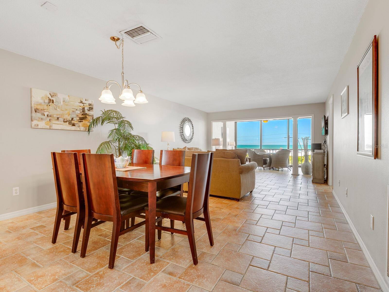 797 BEACH RD #401