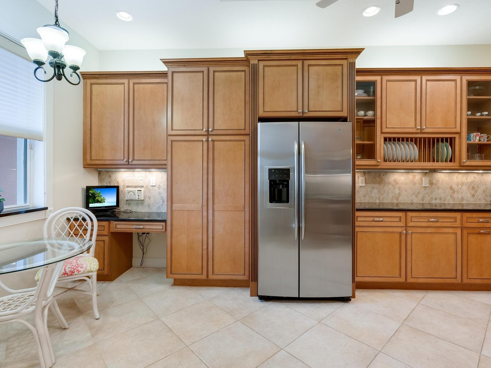 5219 MANORWOOD DR #4B