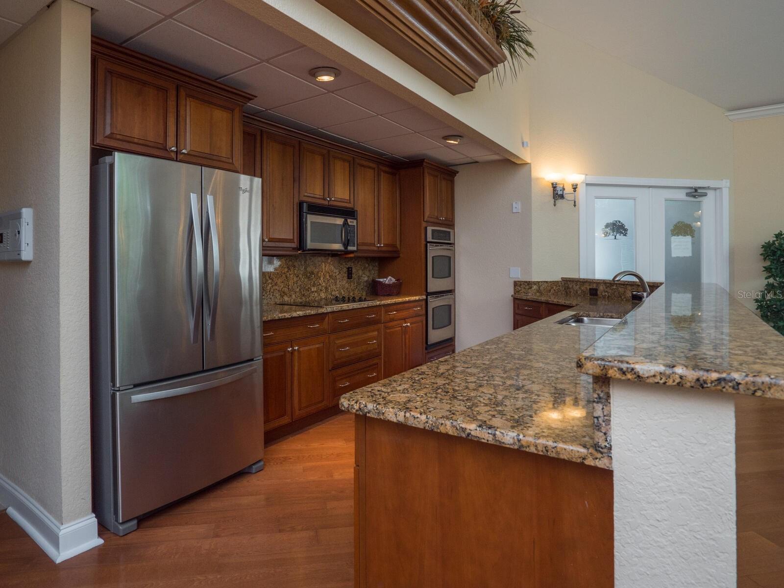 5219 MANORWOOD DR #4B