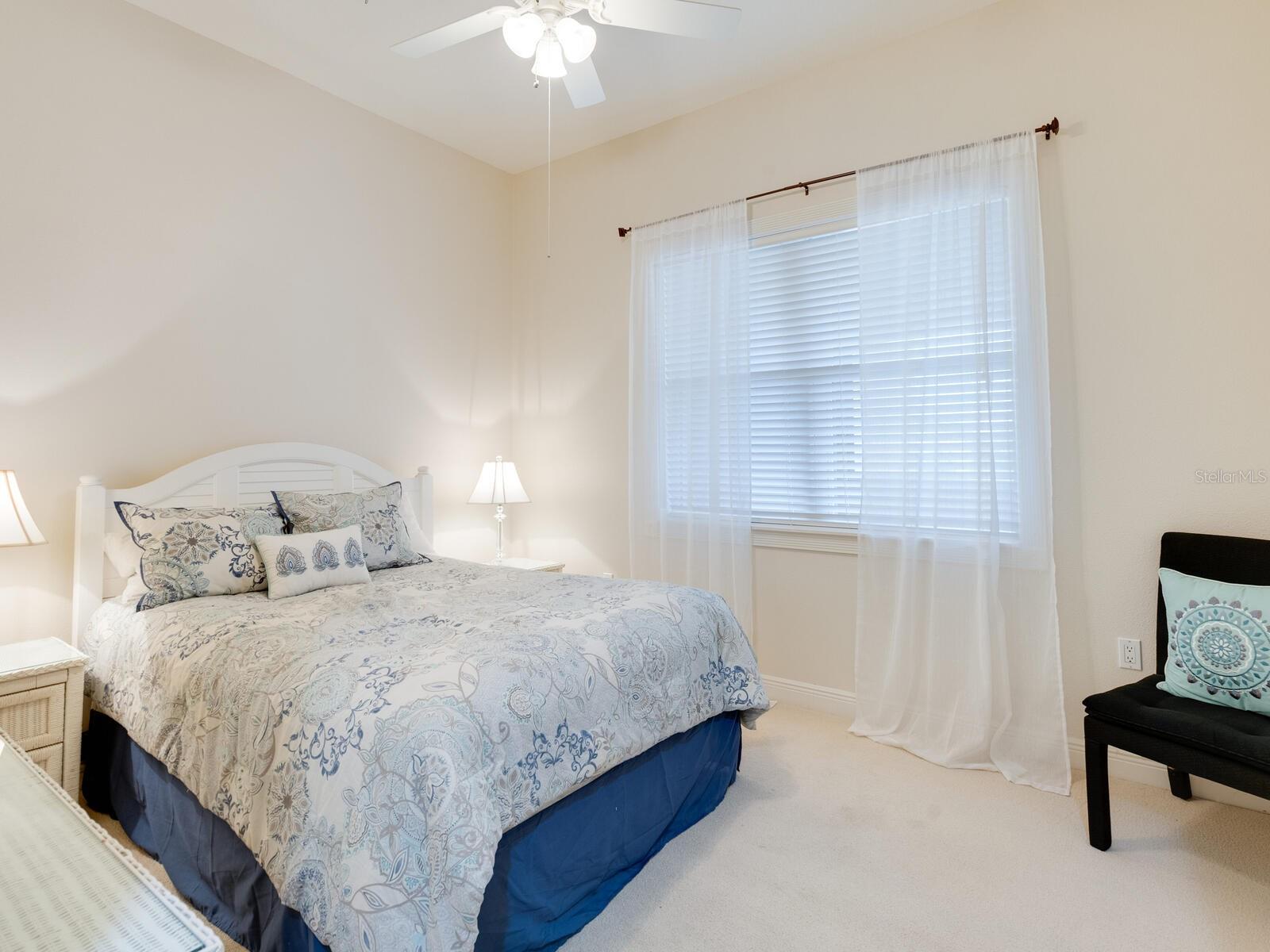 5219 MANORWOOD DR #4B