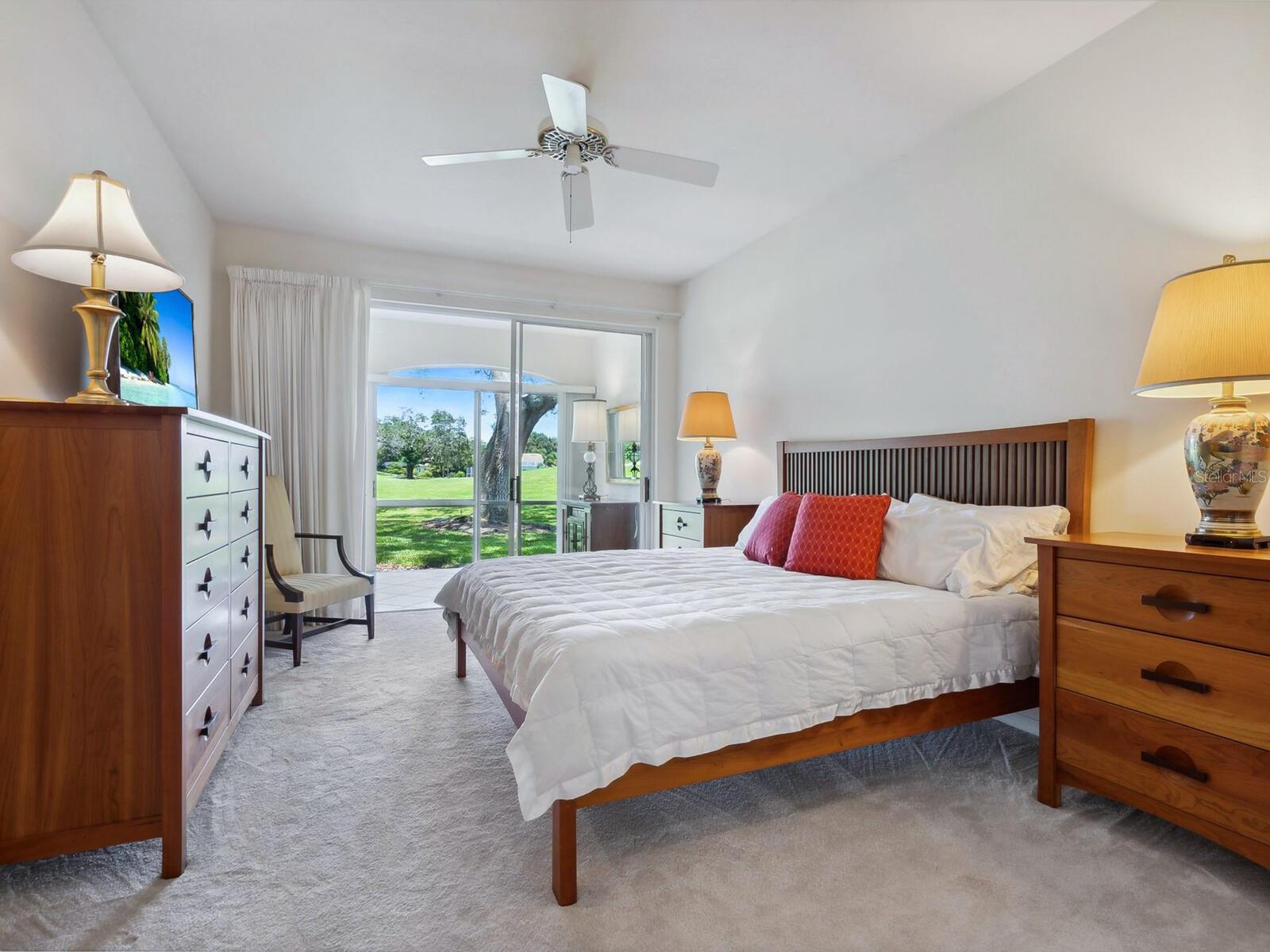 3962 CHATSWORTH GREENE #31