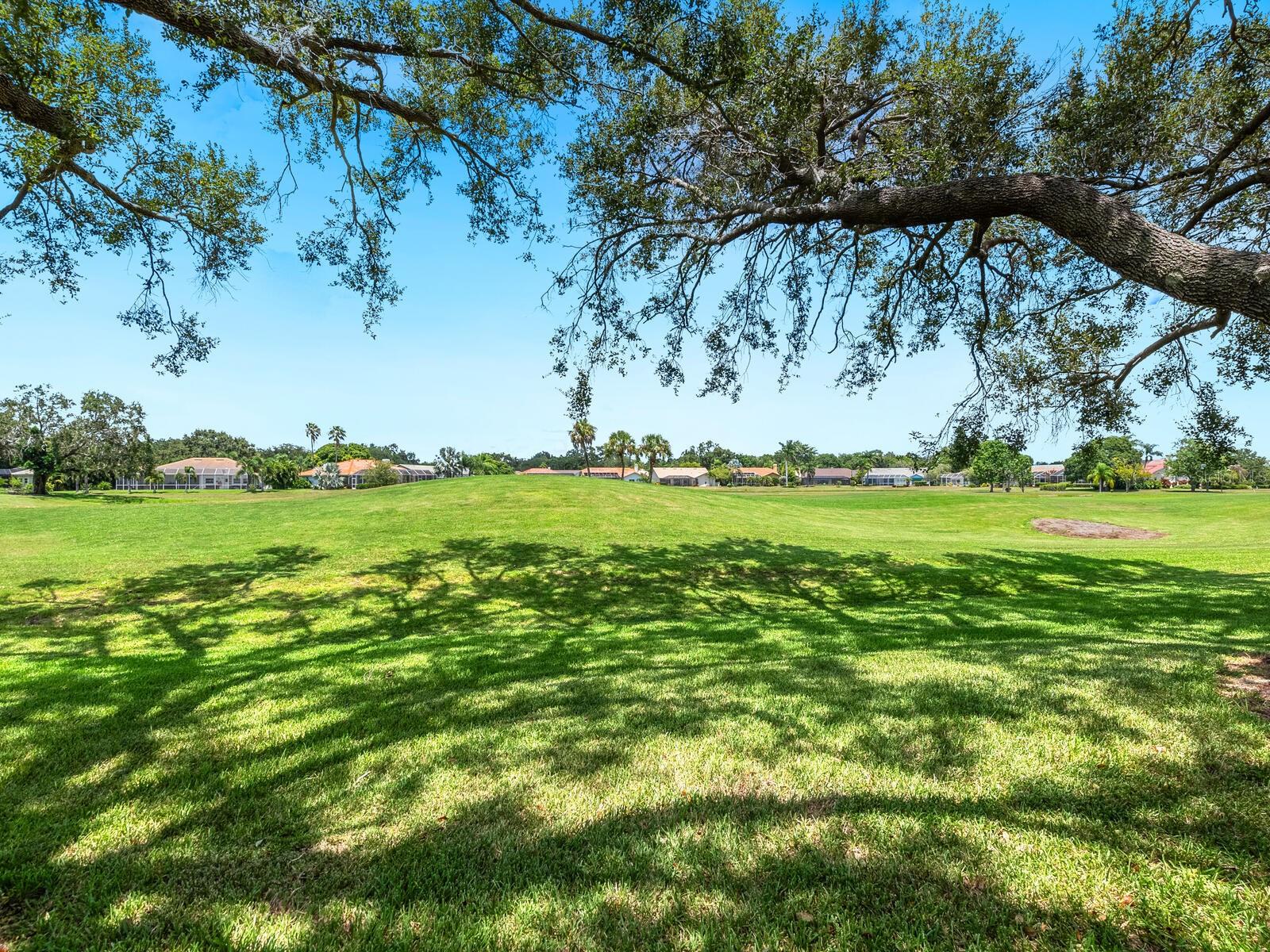 3962 CHATSWORTH GREENE #31