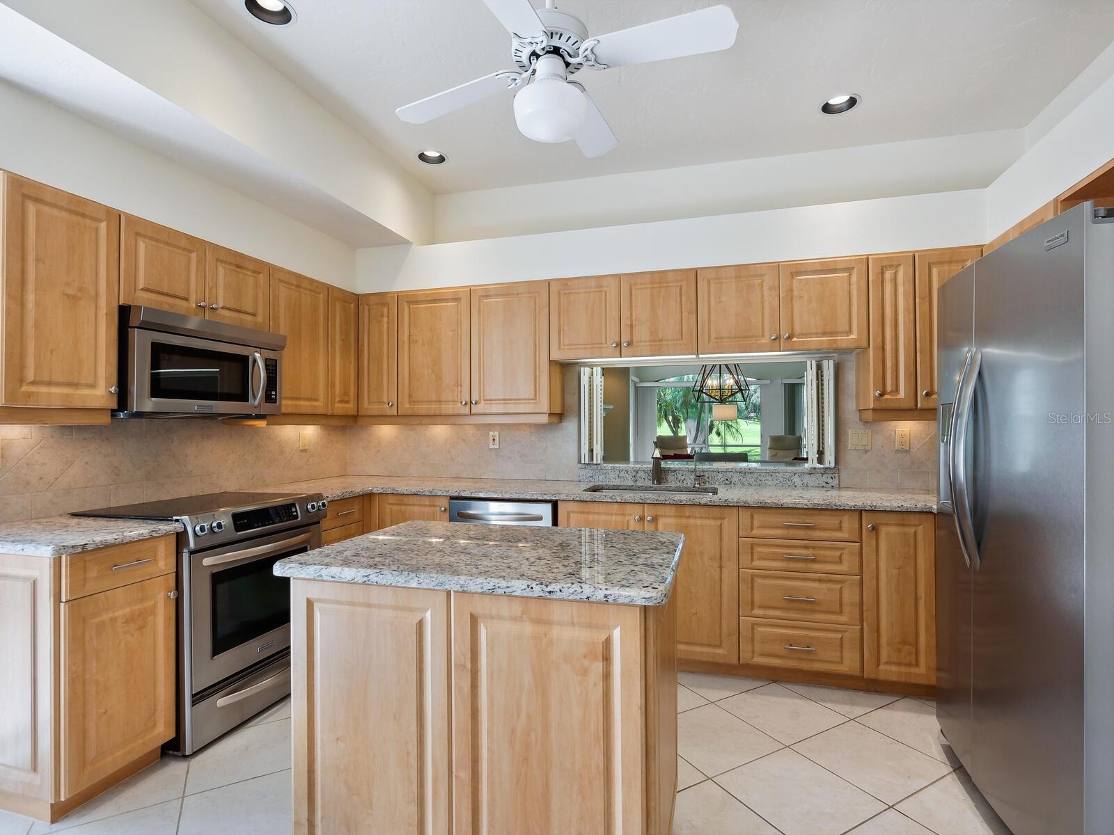 3962 CHATSWORTH GREENE #31