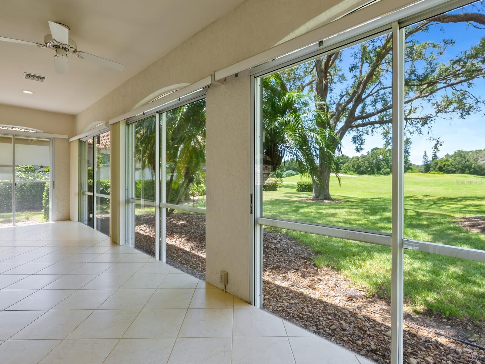 3962 CHATSWORTH GREENE #31