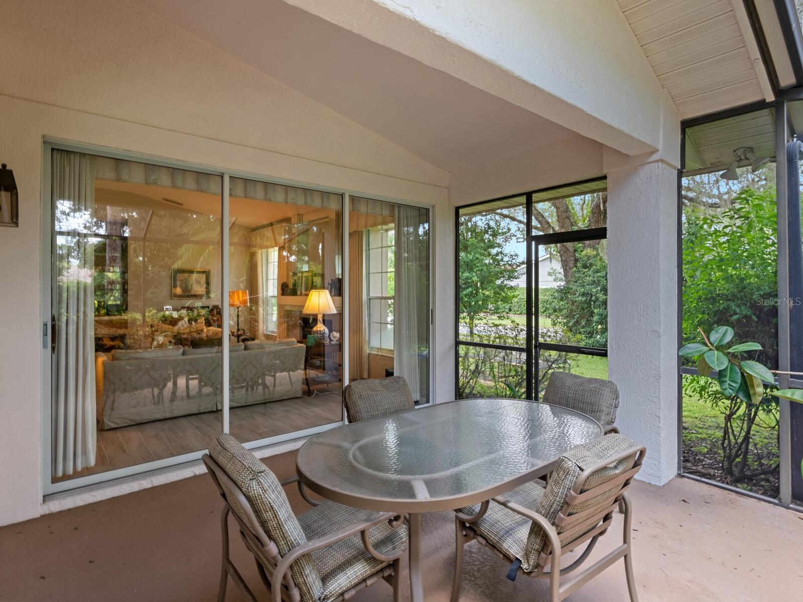 4571 HIGHLAND OAKS CIR