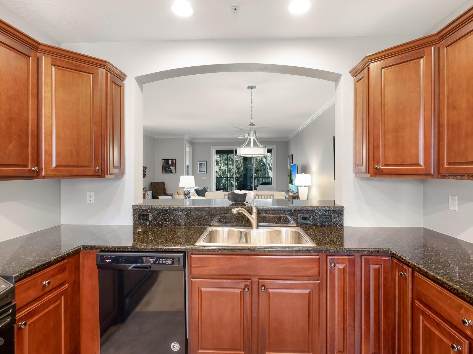 5238 MANORWOOD DR #3C