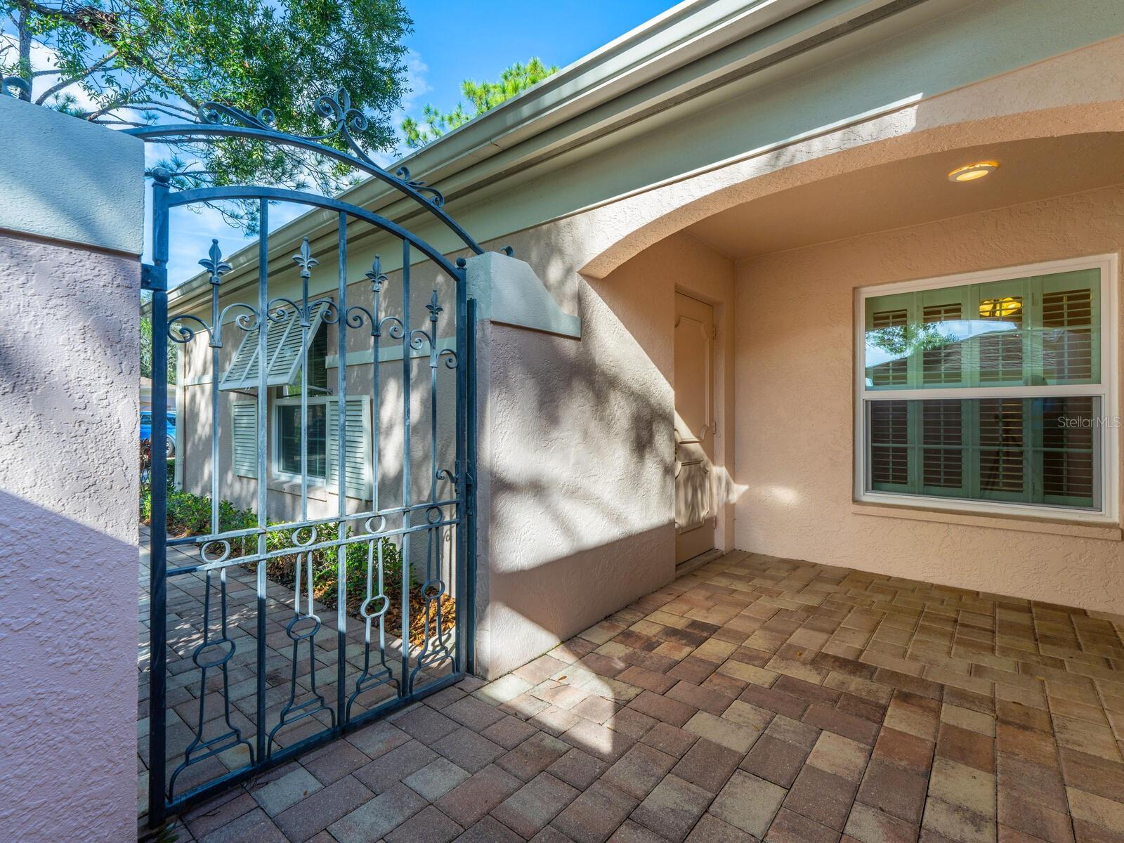 5505 CHANTECLAIRE #36