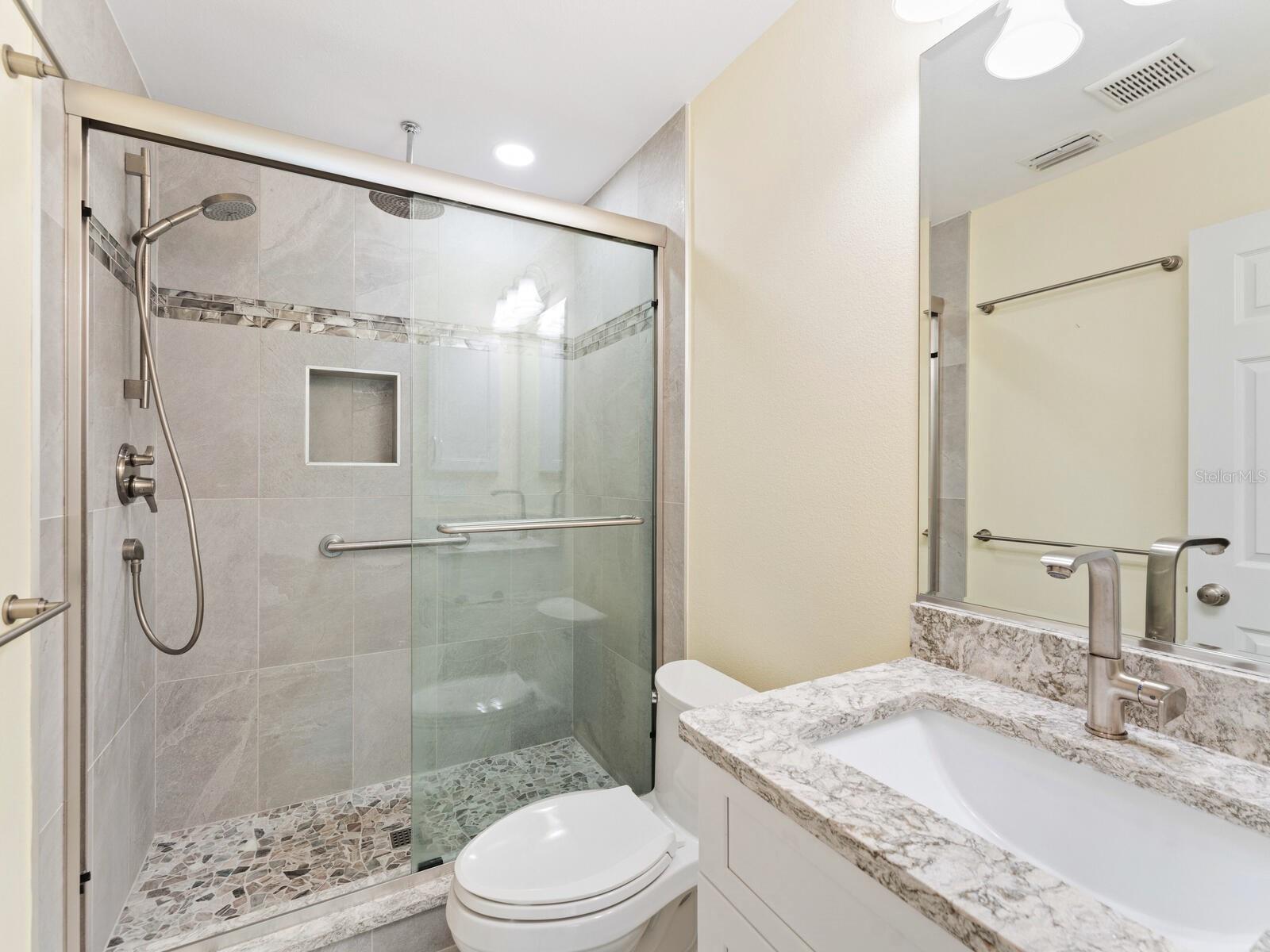 5505 CHANTECLAIRE #36