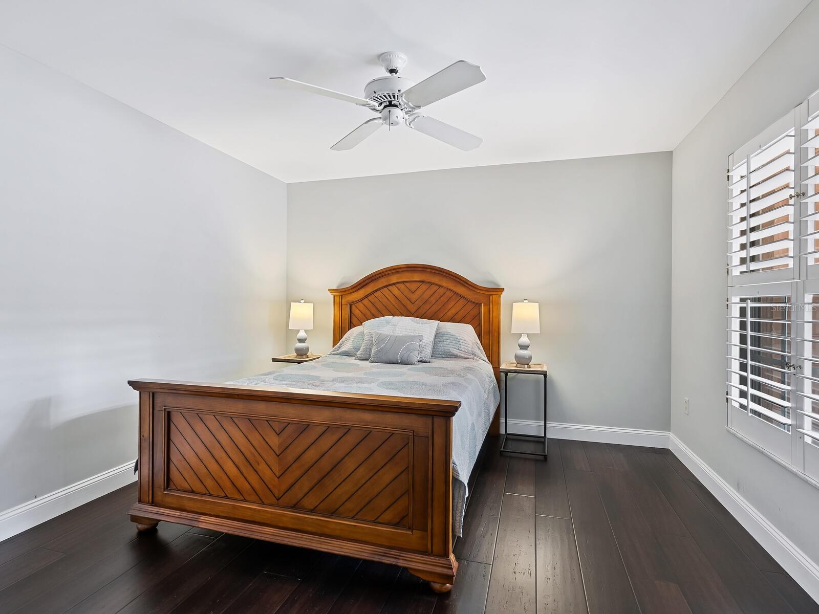 5516 CHANTECLAIRE #43