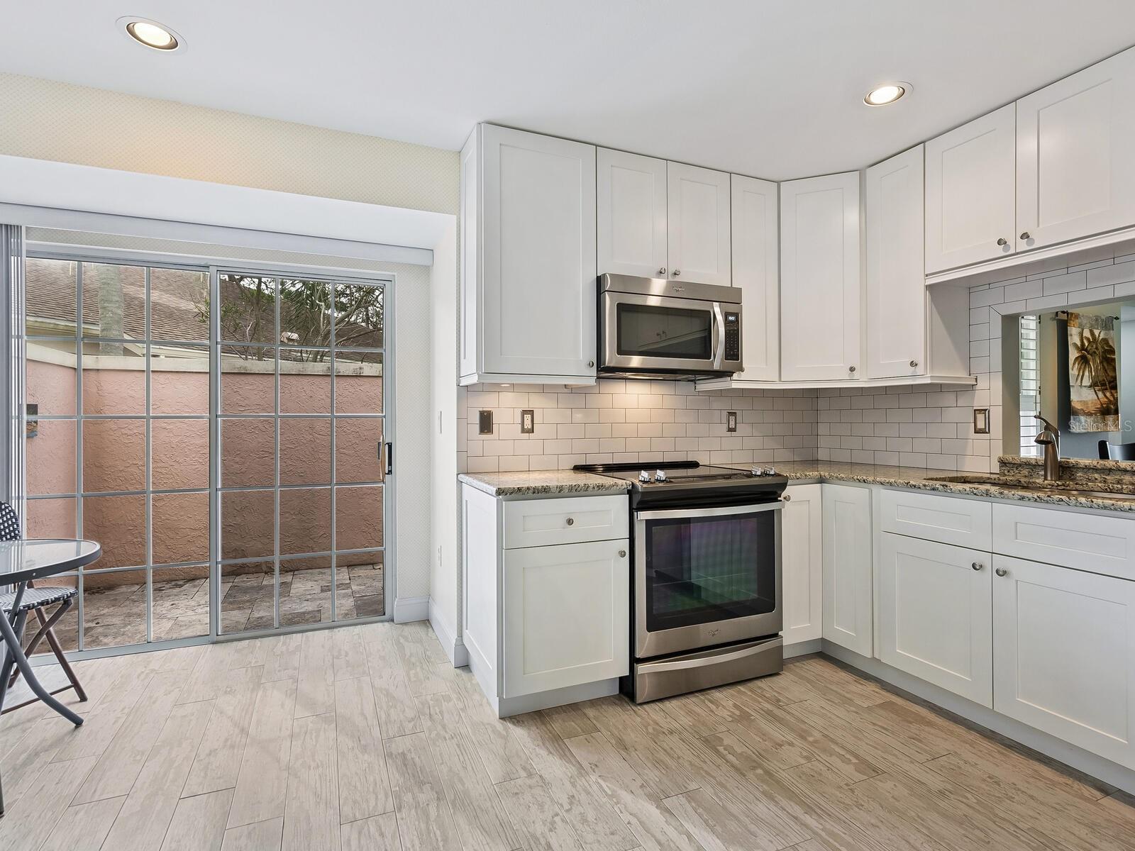 5516 CHANTECLAIRE #43