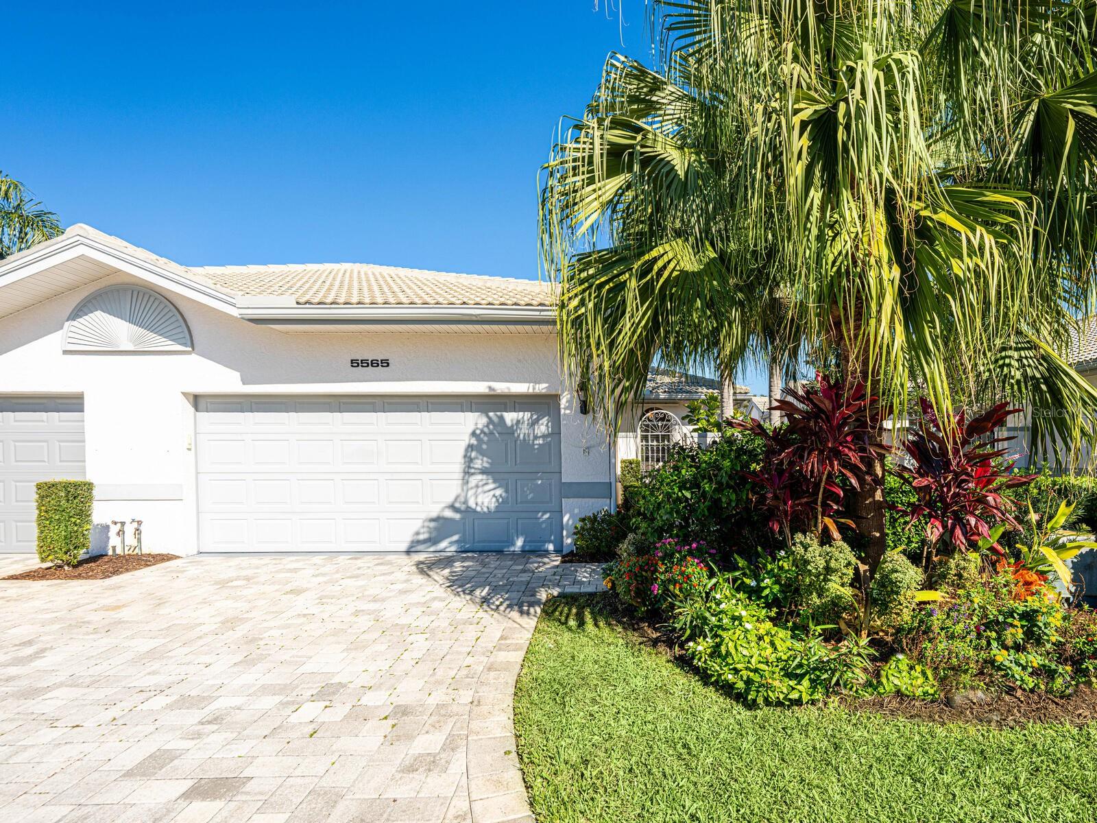 5565 E LONG COMMON CT #26