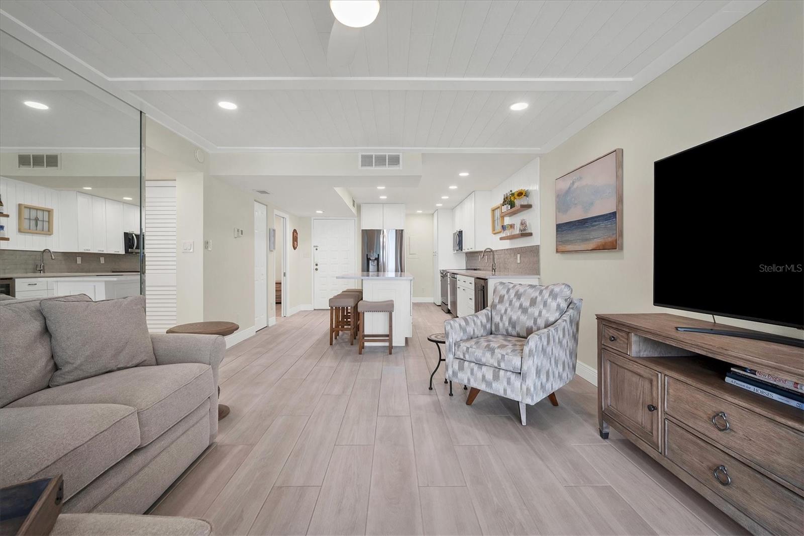 2045 GULF OF MEXICO DR #M1-614