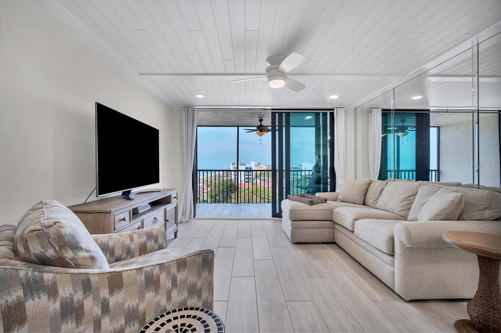 2045 GULF OF MEXICO DR #M1-614