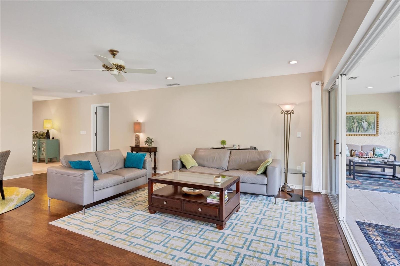 4425 OAKLEY GREENE #7