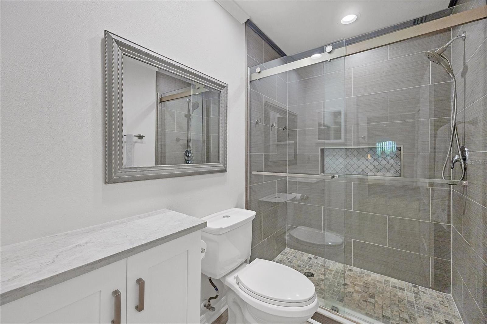 5572 CHANTECLAIRE #9