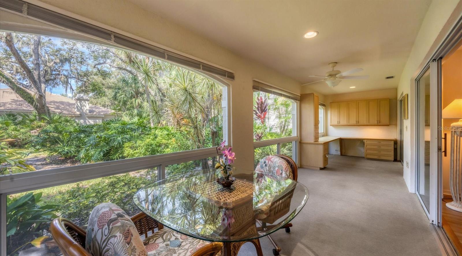 3905 OAKLEY GREENE #24