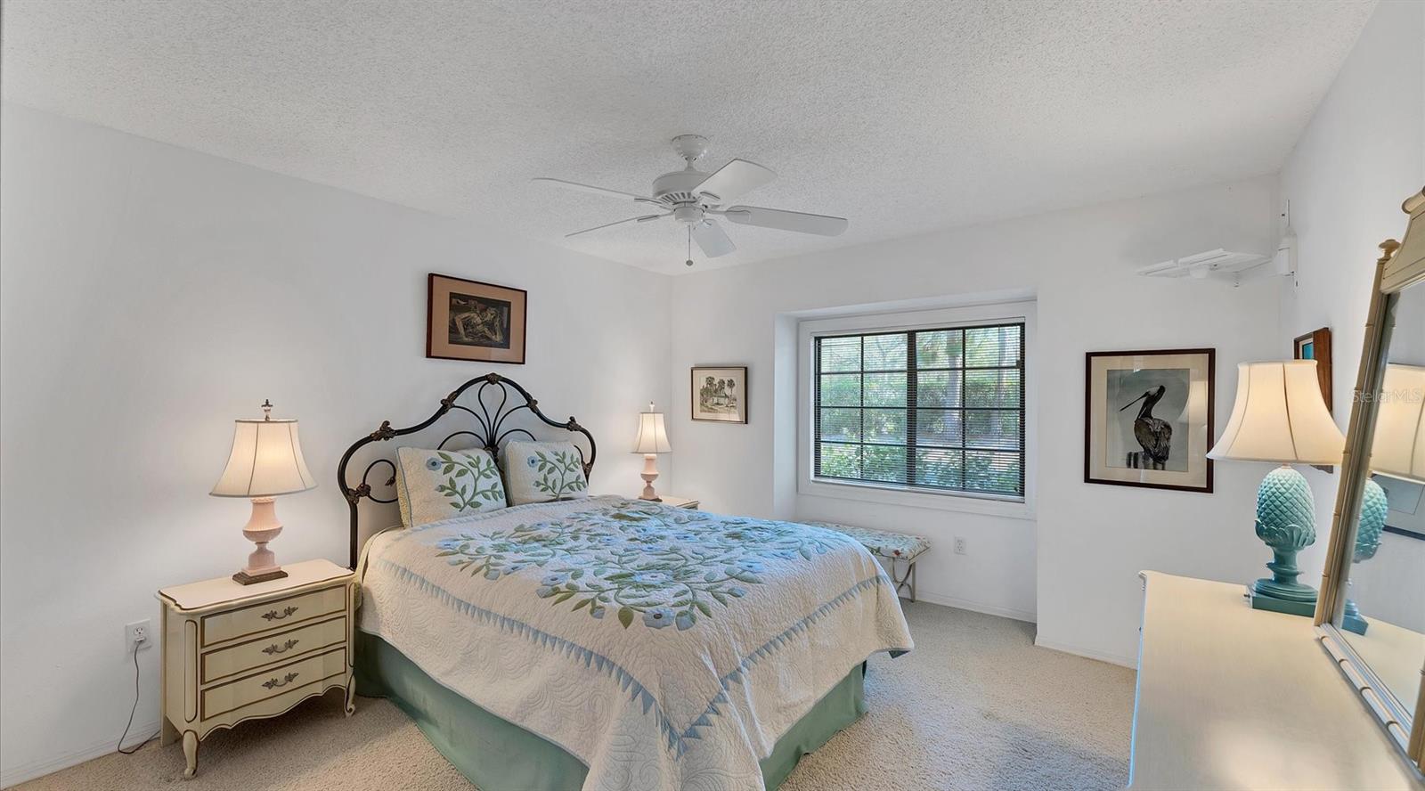 5675 PIPERS WAITE #40