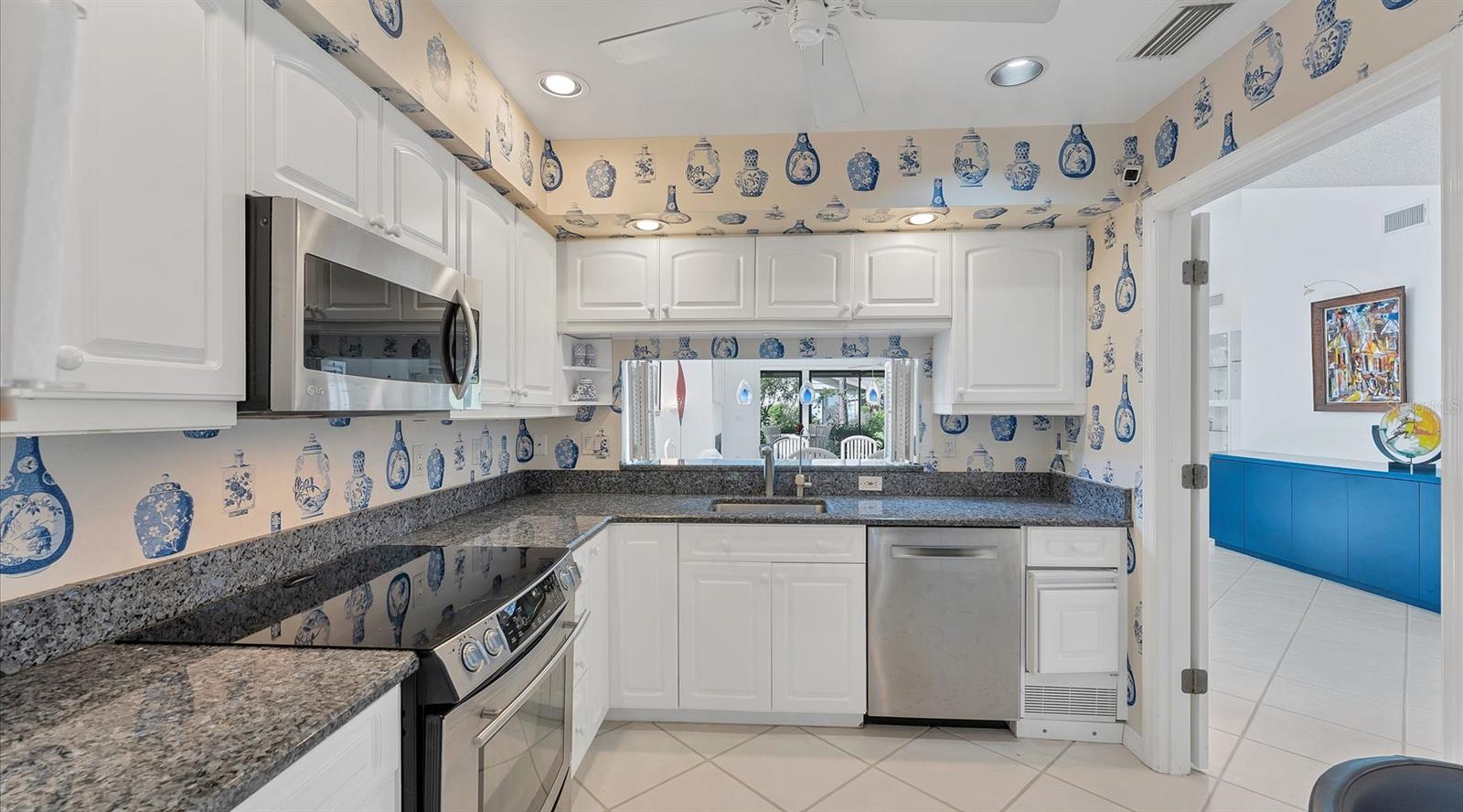 5675 PIPERS WAITE #40