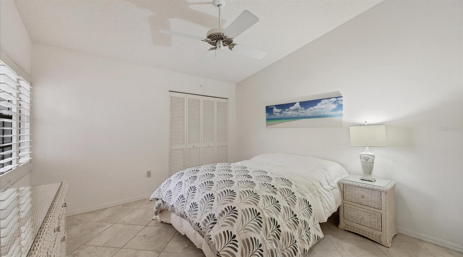 5460 HAMPSTEAD HEATH #19