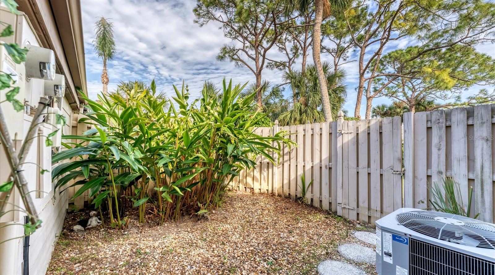 4372 WOODMANS CHART #143