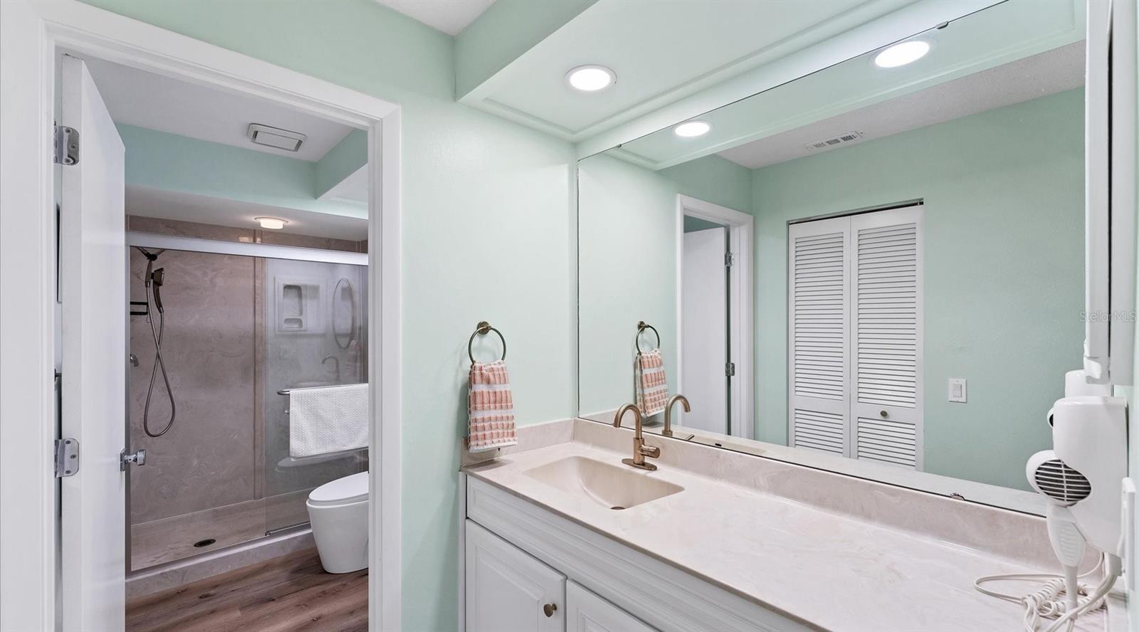 4569 MORNINGSIDE #18