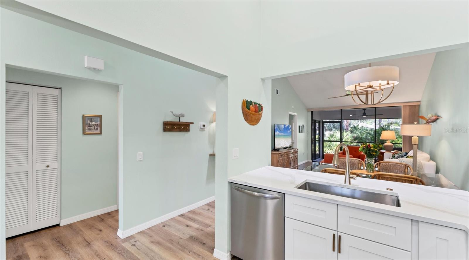 4569 MORNINGSIDE #18