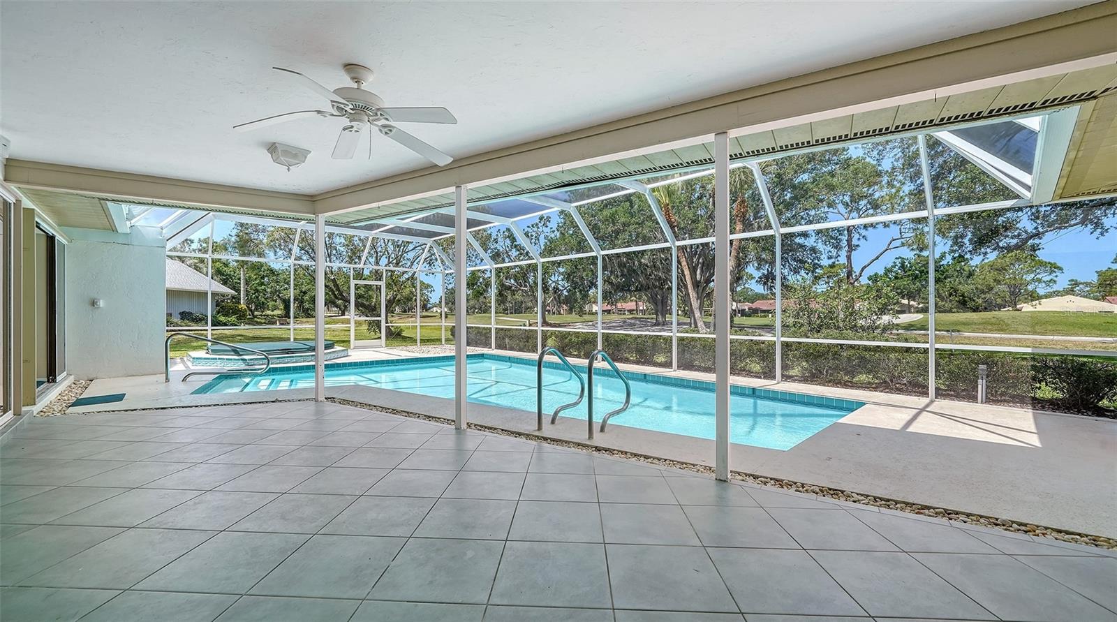 3572 FERNDELL
