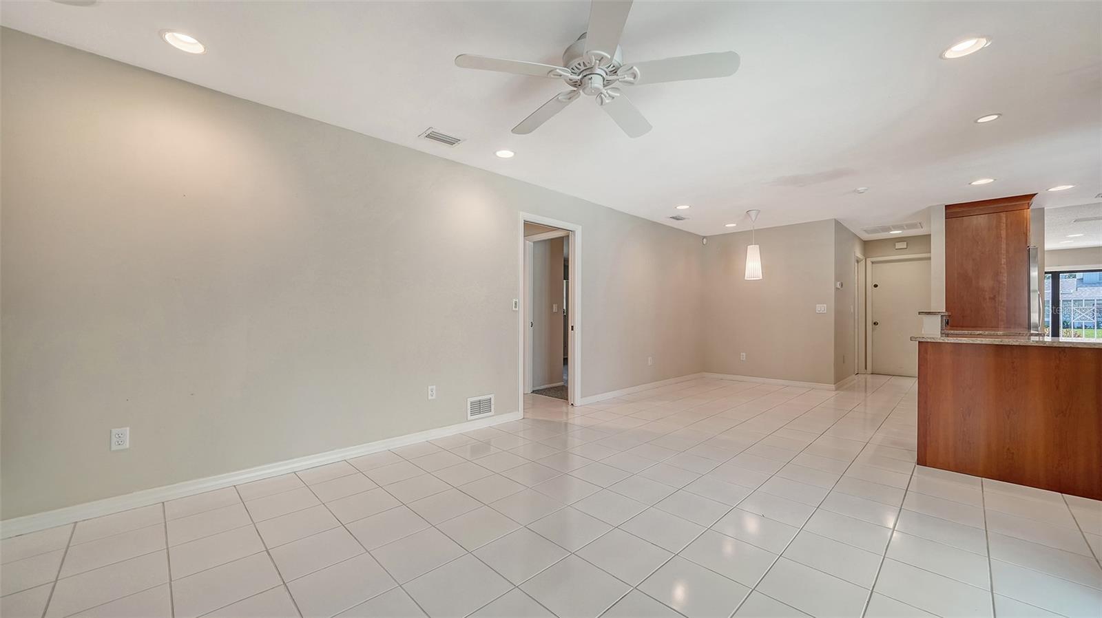 3572 FERNDELL