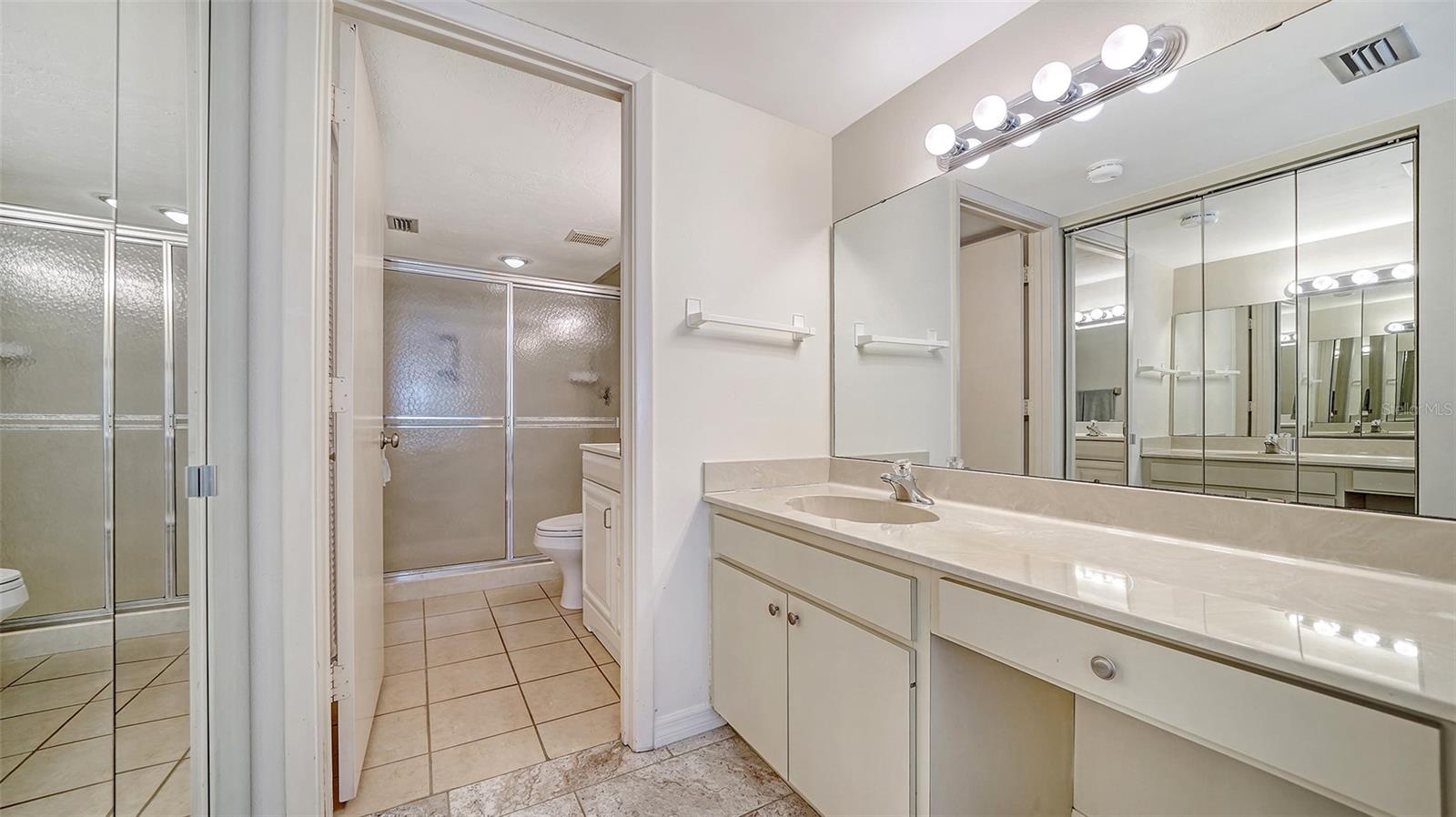 5217 WEDGEWOOD LN #21