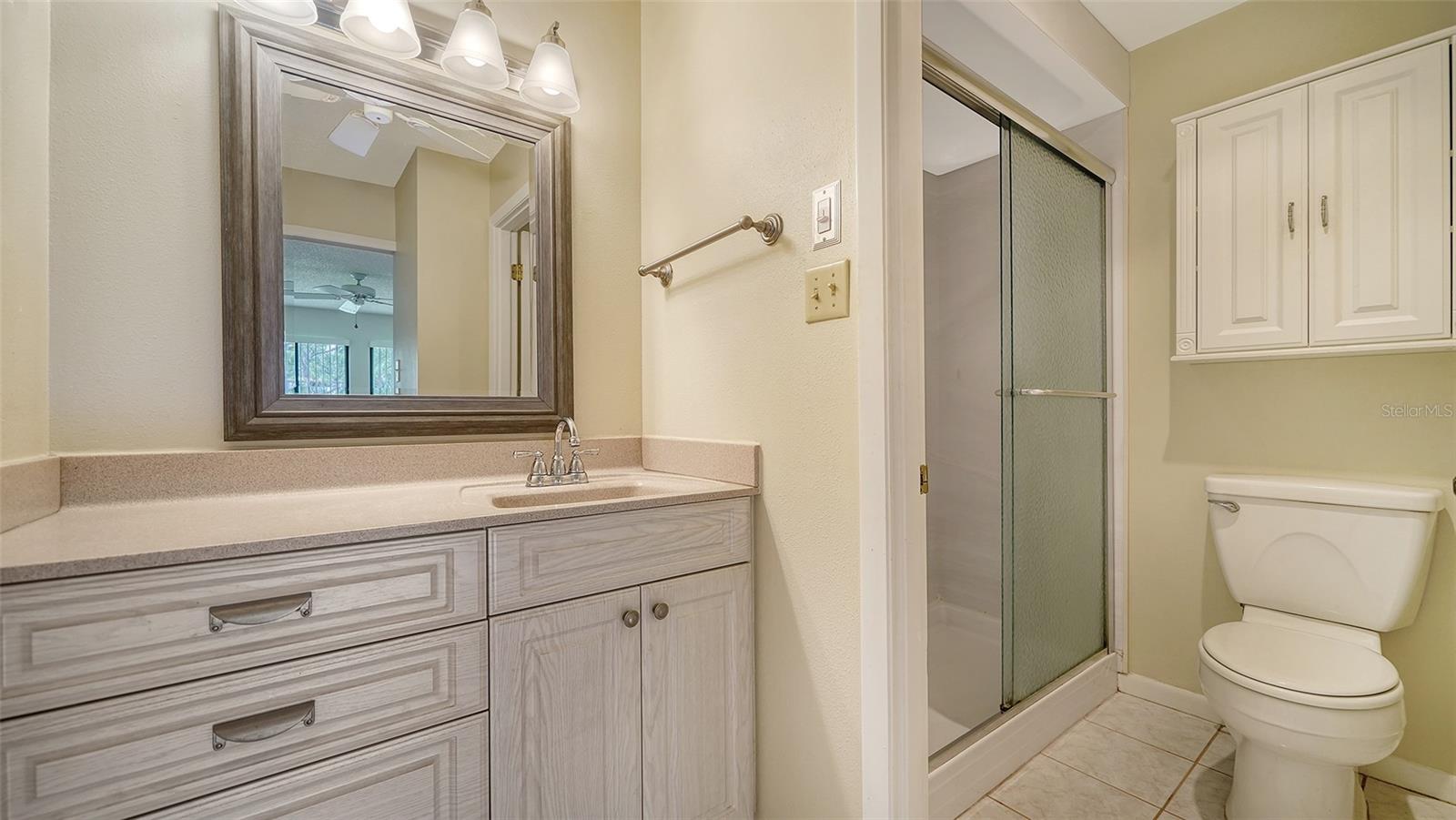 5255 LAKE VILLAGE DR #40