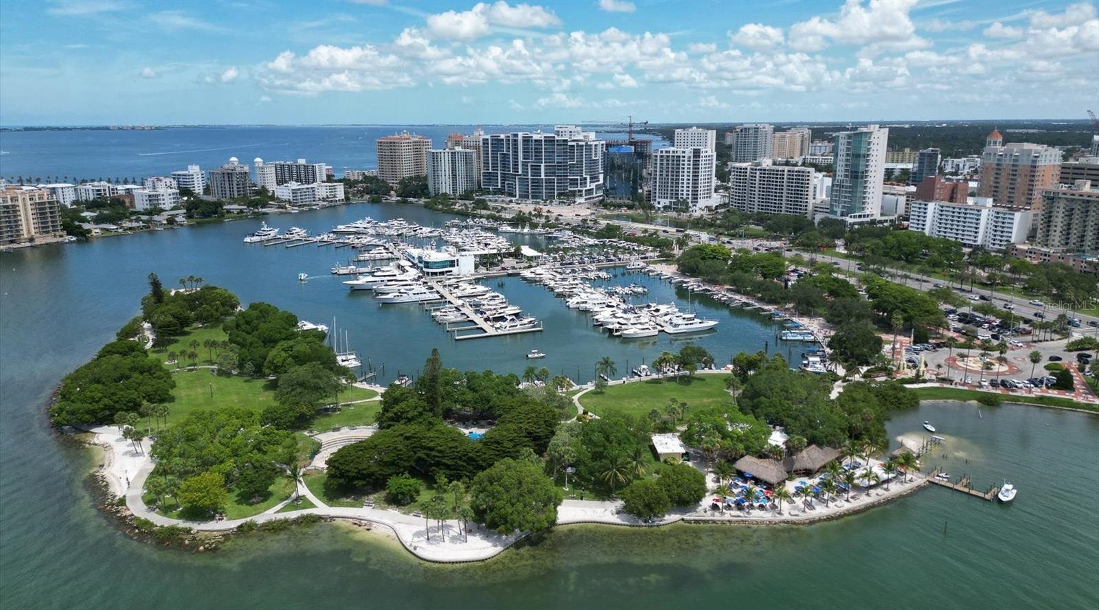 5255 LAKE VILLAGE DR #40