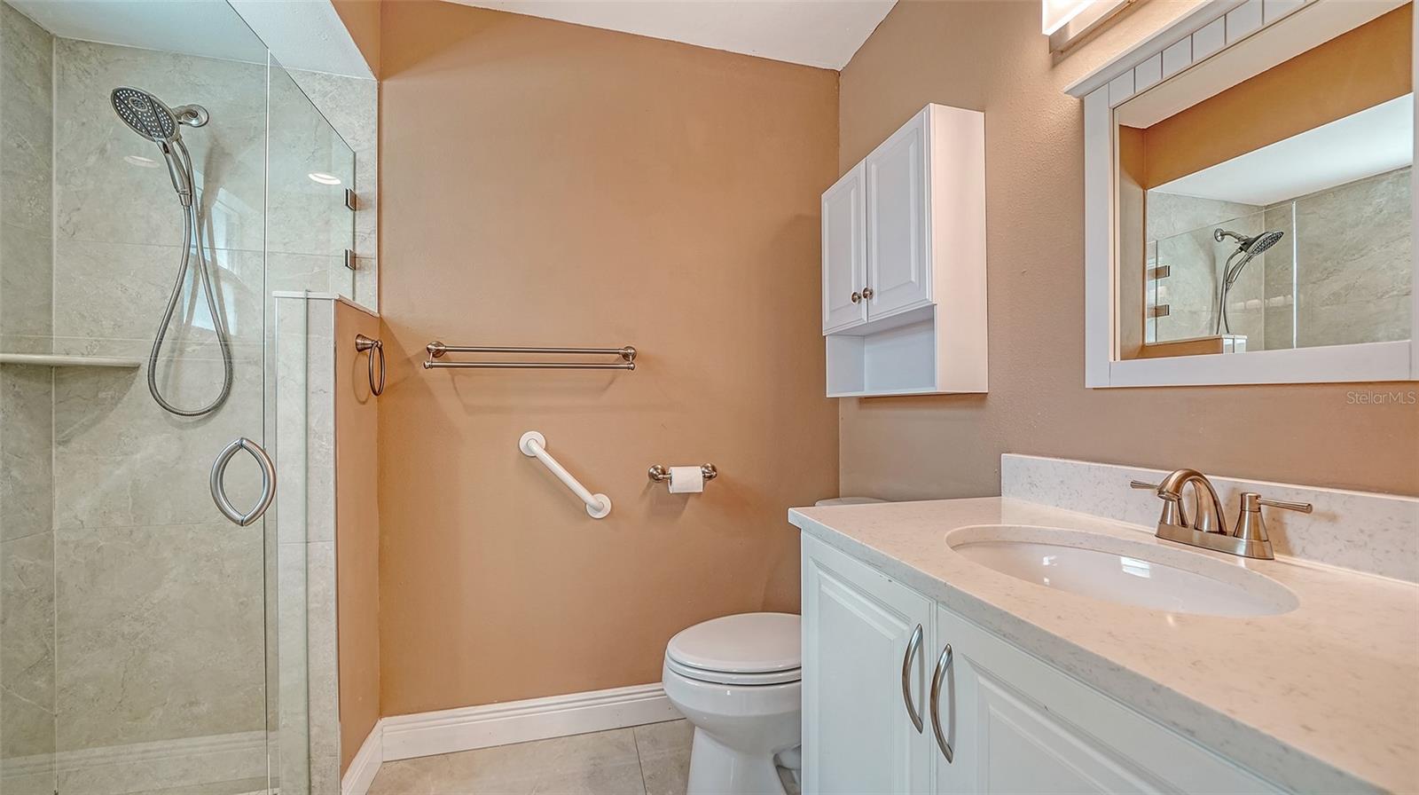4933 RUTLAND GATE