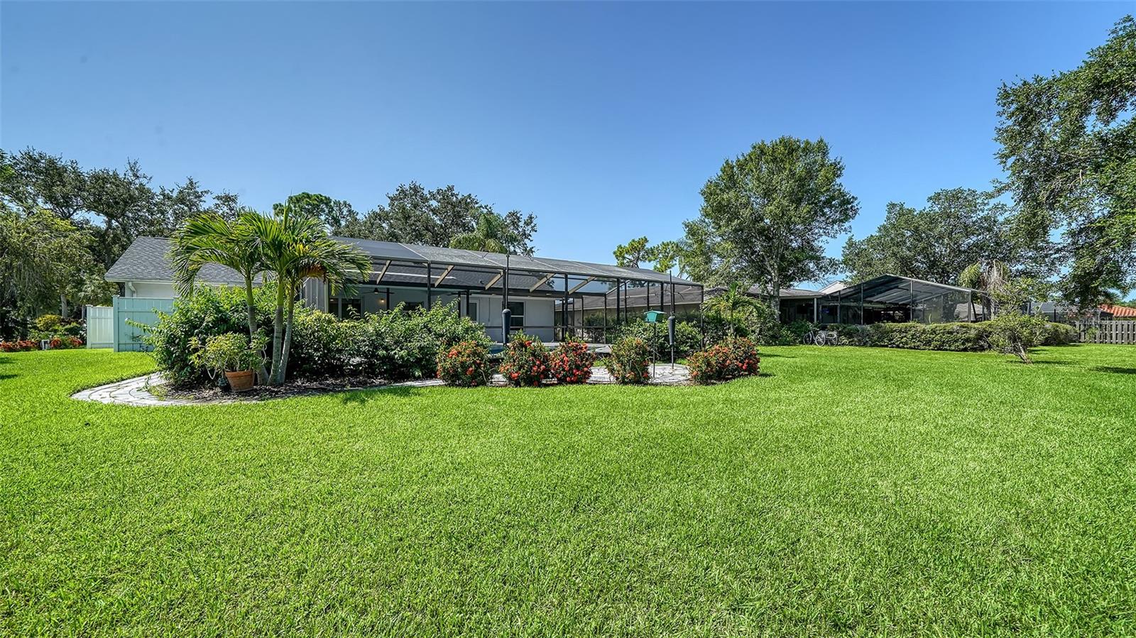 4933 RUTLAND GATE