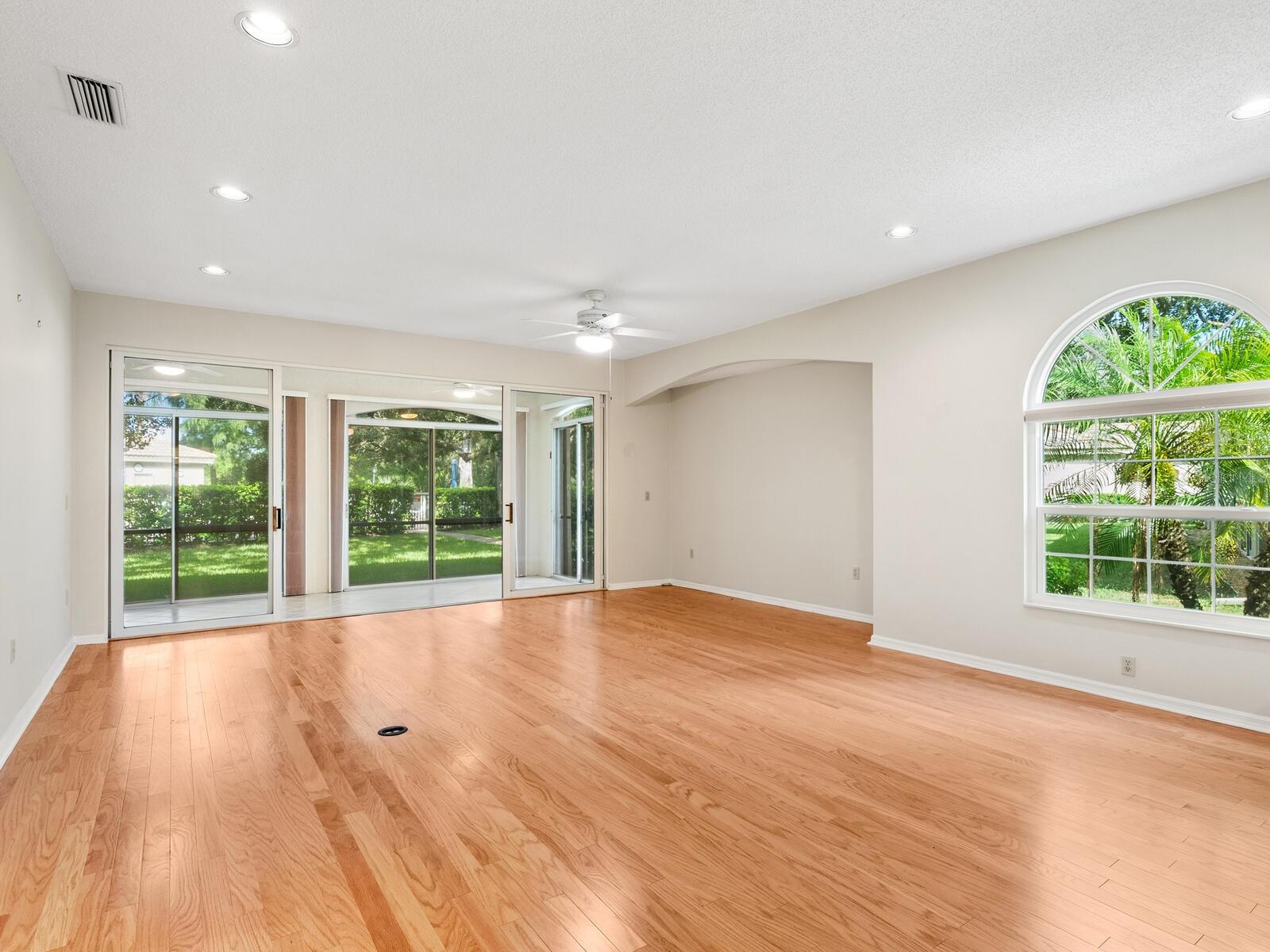 3361 HADFIELD GREENE #54