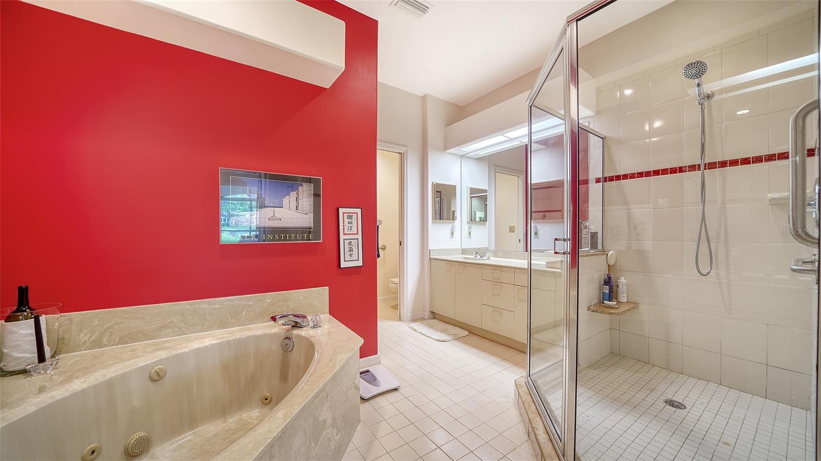 3933 CHATSWORTH GREENE #50