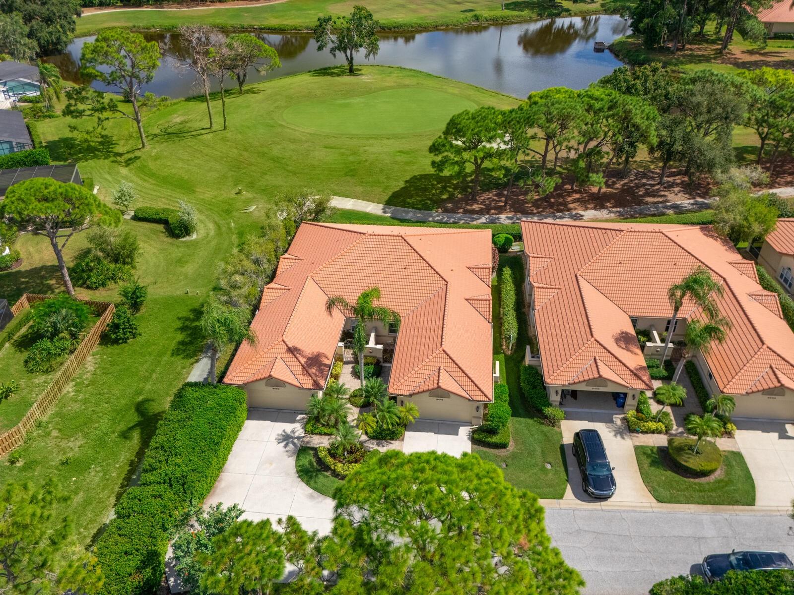 3422 CHELMSFORD CT #1