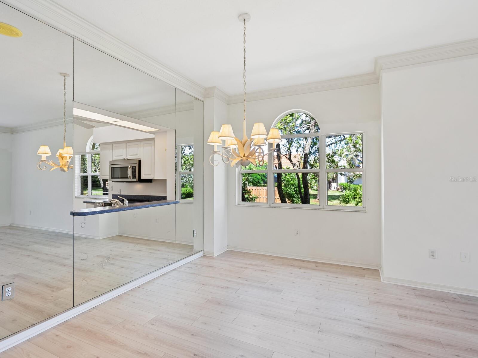 3422 CHELMSFORD CT #1