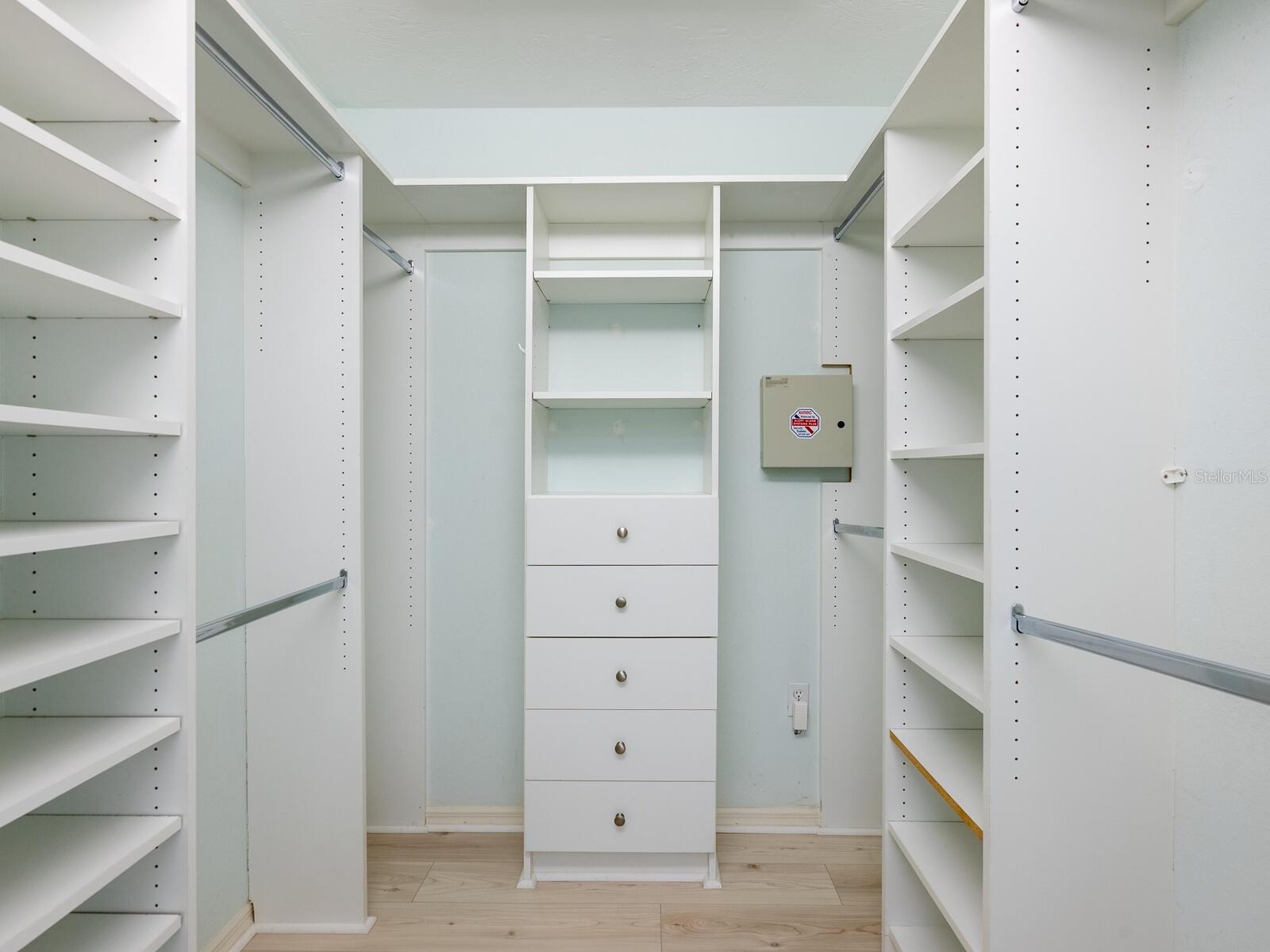 3422 CHELMSFORD CT #1